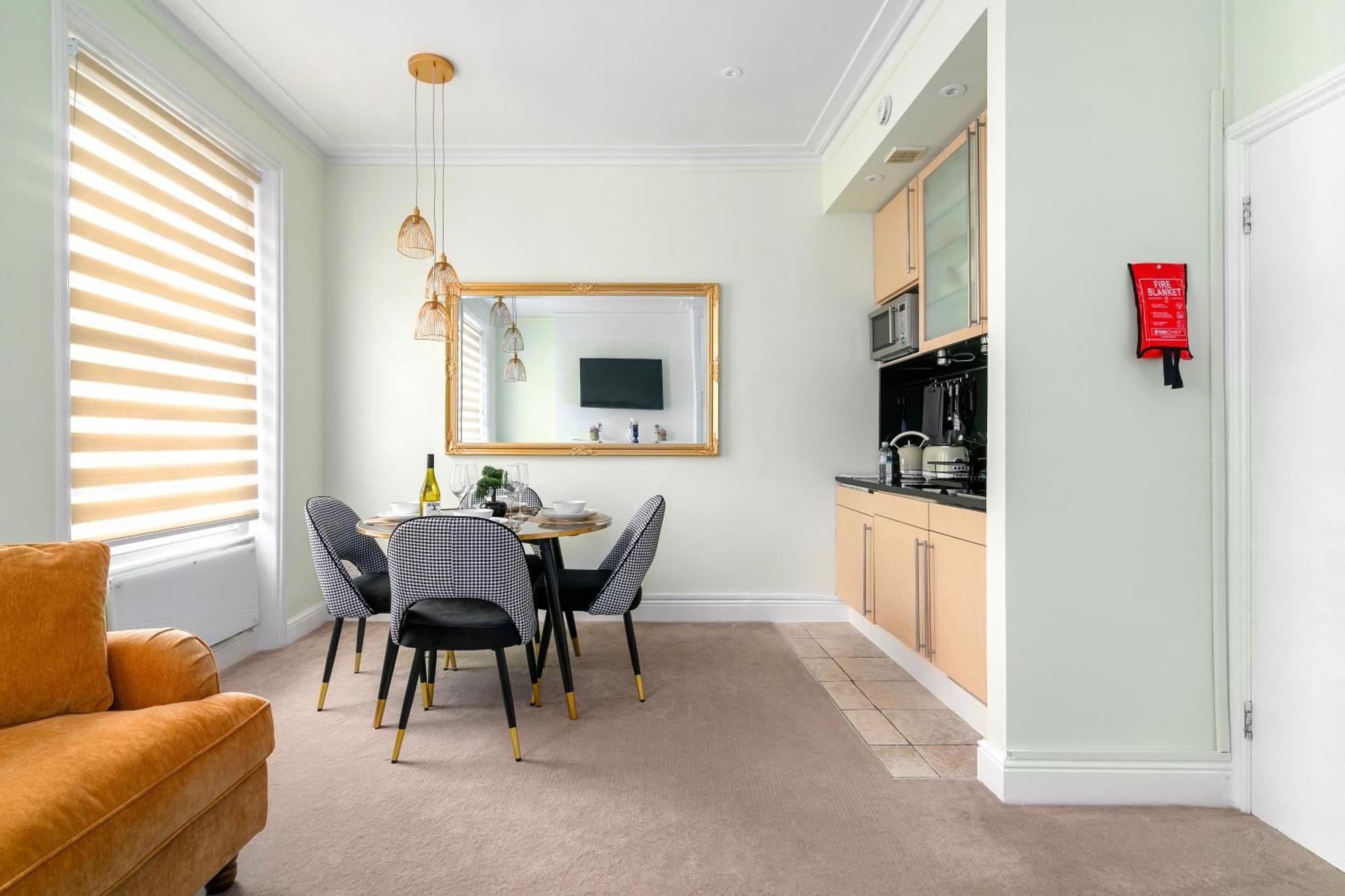 Cosy Flat 5 Min From Holland Park Station! London Apartment Ngoại thất bức ảnh